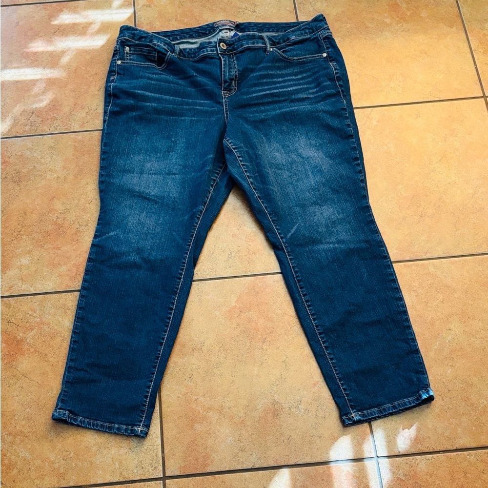 Torrid Jeans Boyfriend Straight Leg Vintage Stretch Size 22